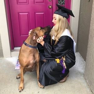 Meet your Posher, Abby